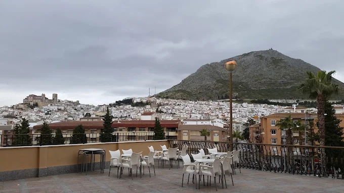 Cafetería-Restaurante Teatro Martos cicloturismo comer