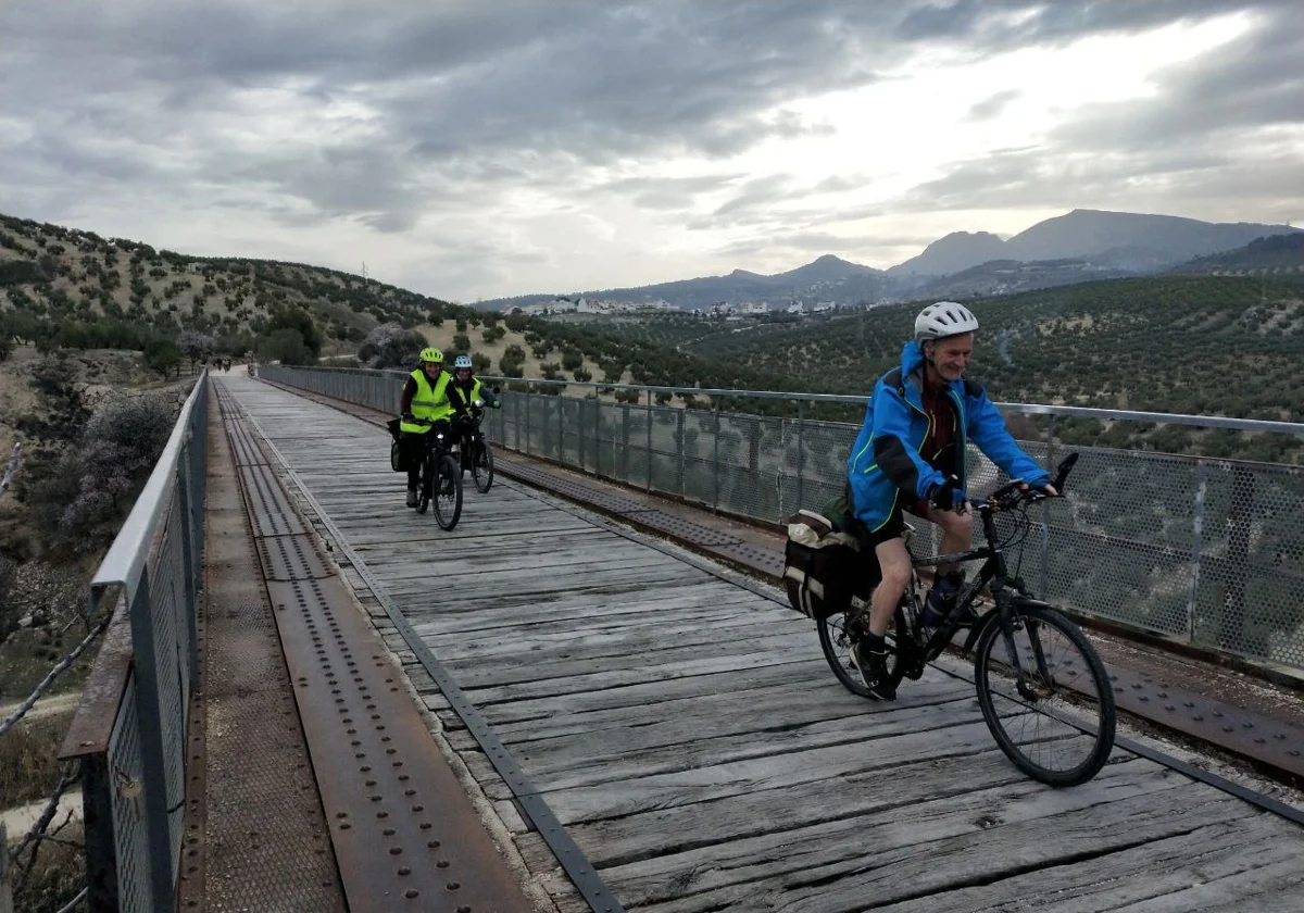 via verde del aceite cicloturismo jaen alquiler bicicletas (1)