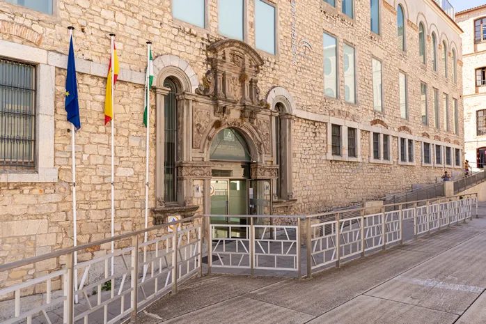 Albergue Inturjoven & Spa Jaén