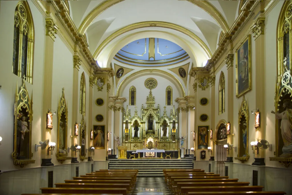 Iglesia conventual de Santa Clara de Alcaudete cicloturismo