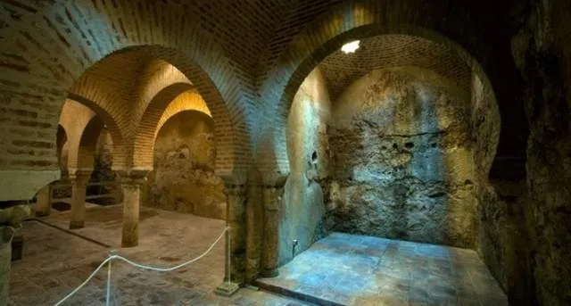 Centro Cultural Baños Árabes Palacio de Villardompardo