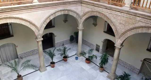 Centro Cultural Baños Árabes Palacio de Villardompardo